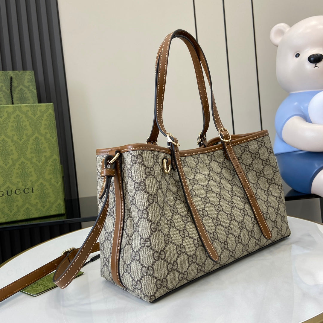 Bolso Tote Mediano GG Emblem 38 cm