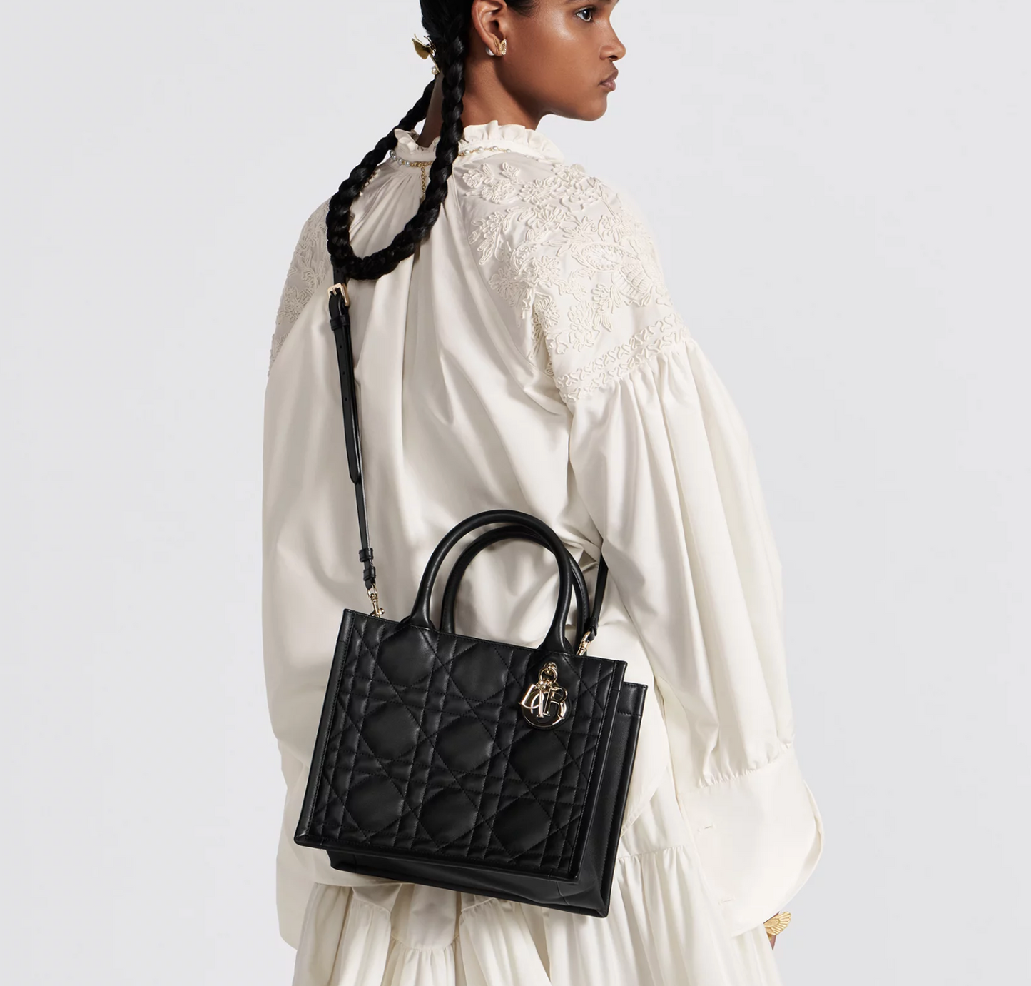 Bolso Book Tote negro 26 cm