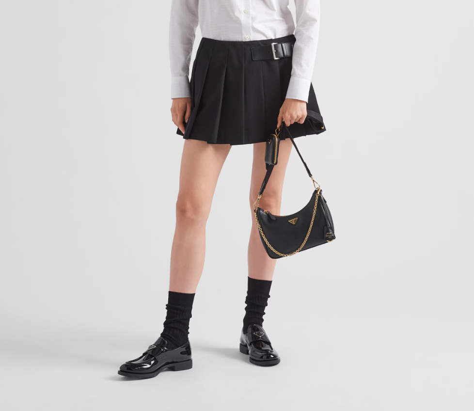 Bolso Saffiano Re-Edition 2005 Negro 22 cm