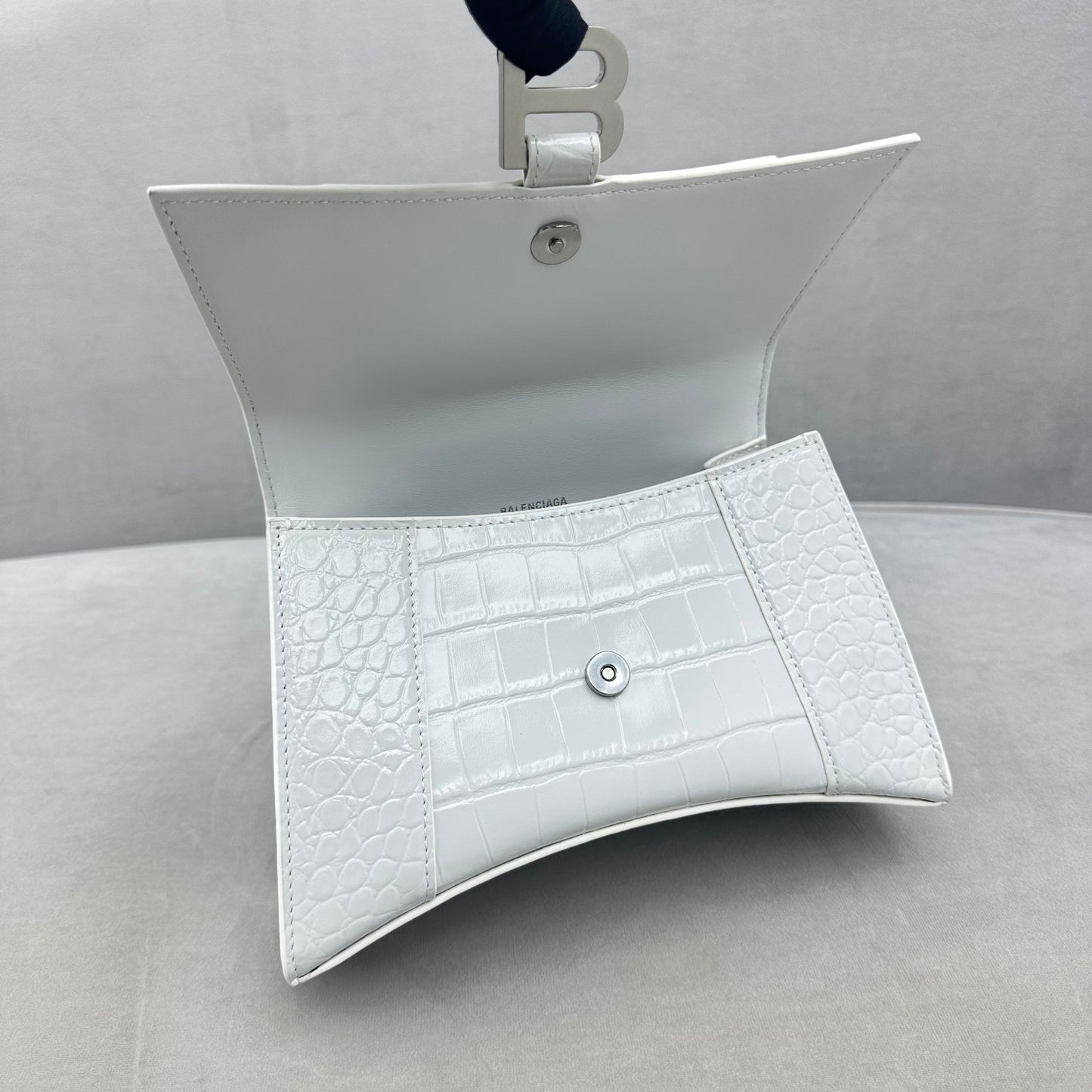 Bolso De Mano Hourglass XS de piel brillante Blanco