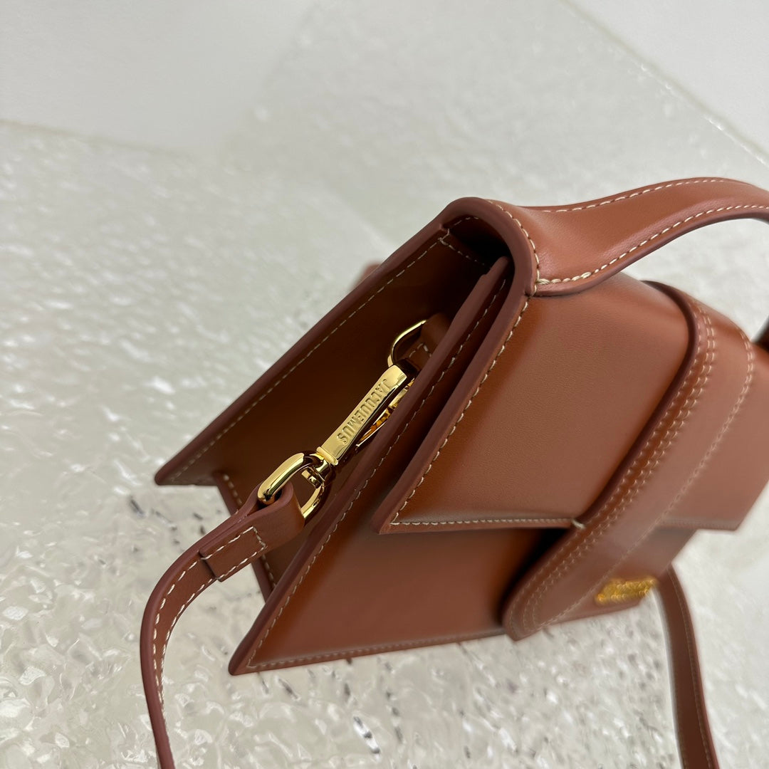Bolso Le Bambino Marrón 23 cm