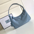Minibolso Nylon Re-Edition 2000 Azul 22 cm
