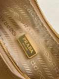 Bolso Saffiano Re-Edition 2005 Beige 22 cm