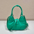 Bolso de napa acolchada Prada Moon Verde