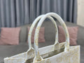 Bolso Dior Book Tote Mediano Jardin d'Hiver Dorado/Blanco