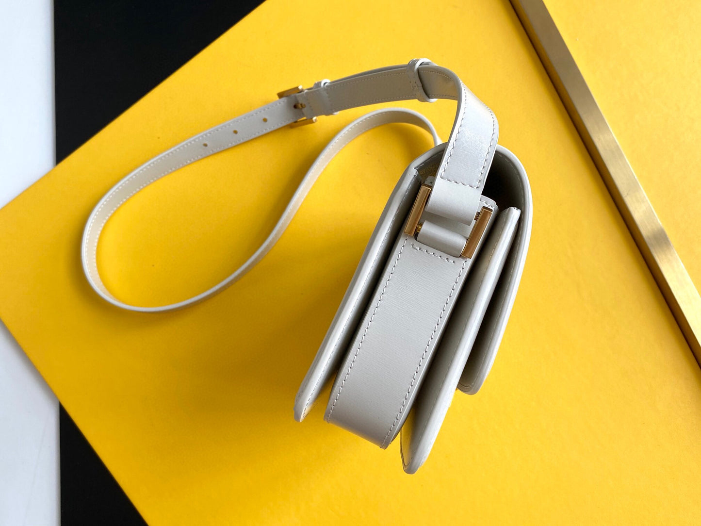 Bolso Solferino Blanco 23 cm