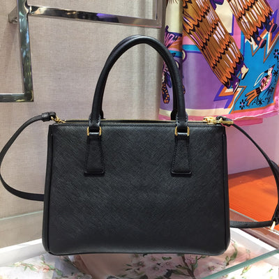 Bolso Galleria Saffiano Negro 25 cm