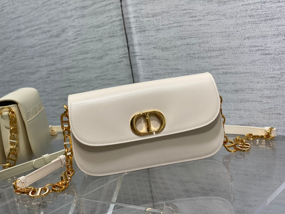 Bolso Montaigne Avenue blanco 22 cm