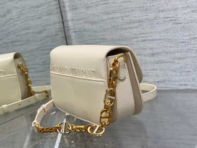 Bolso Montaigne Avenue blanco 22 cm