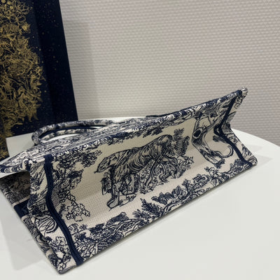 Bolso Book Tote Tiger 36 cm