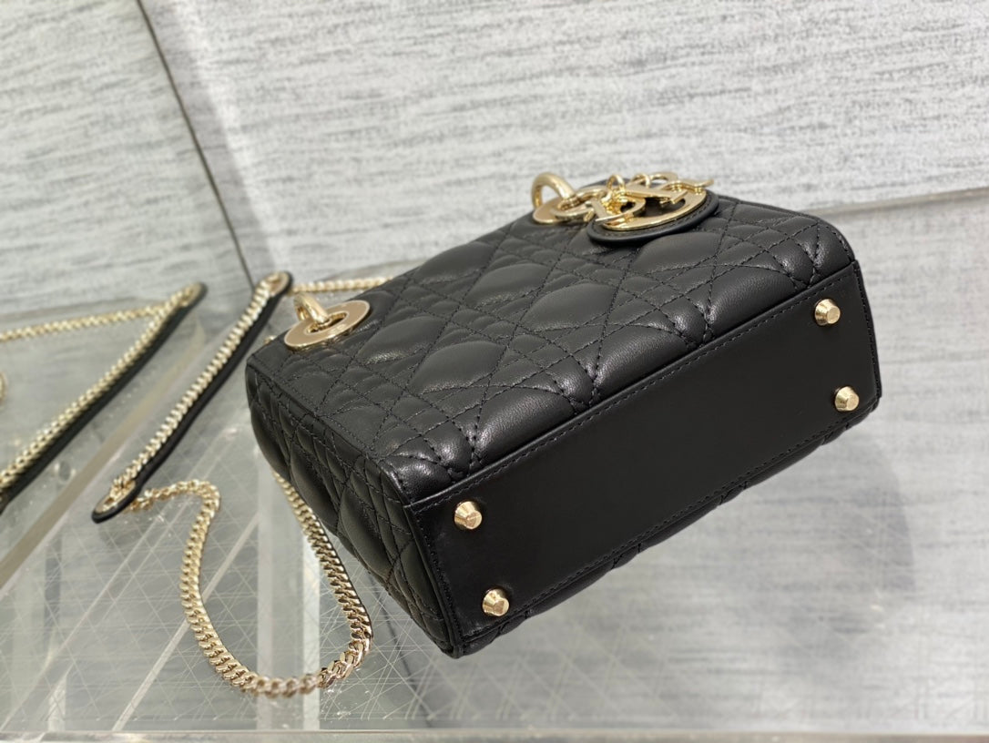 Minibolso Lady Dior negro 17 cm