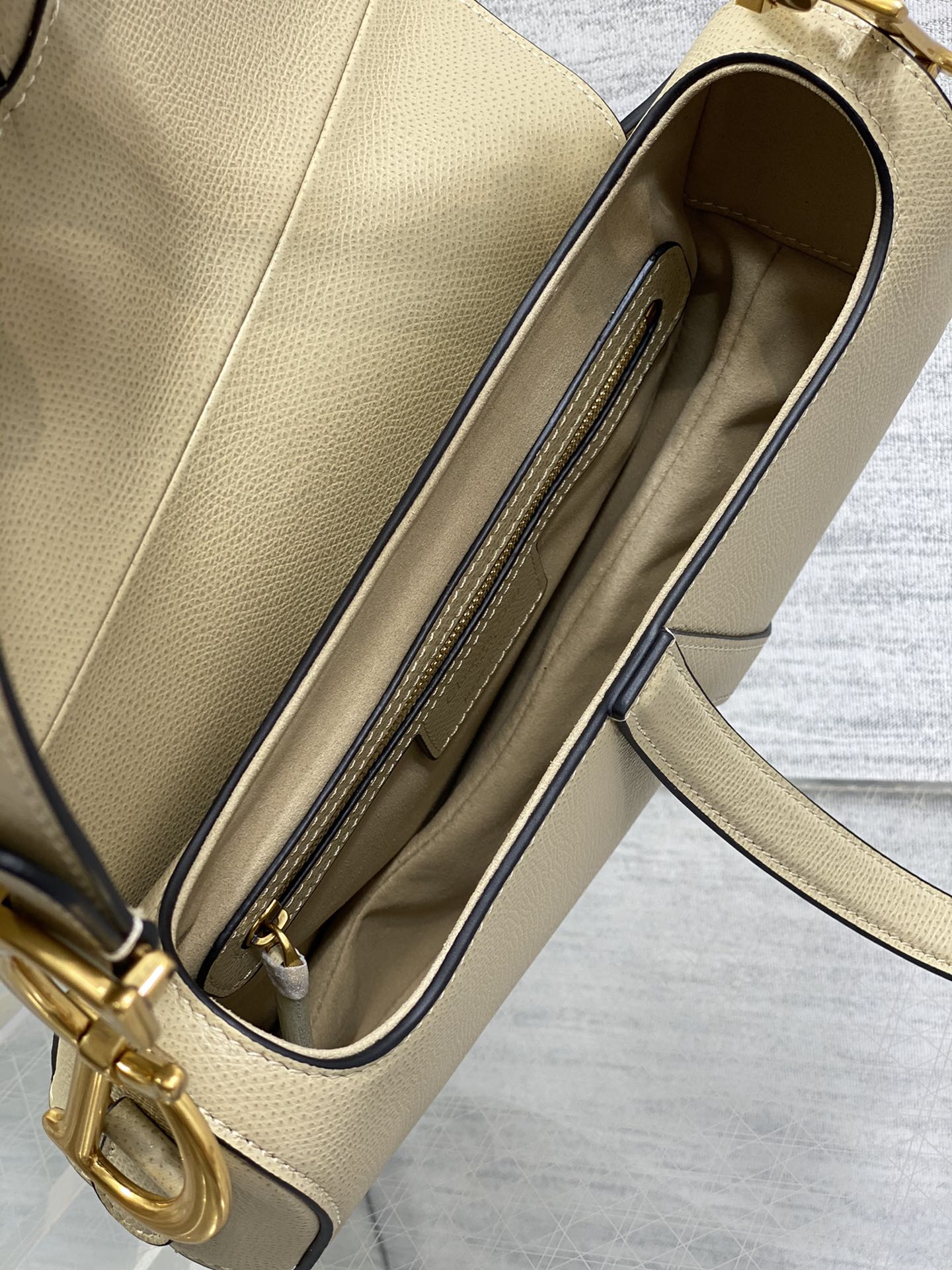 Bolso Saddle beige 25 cm