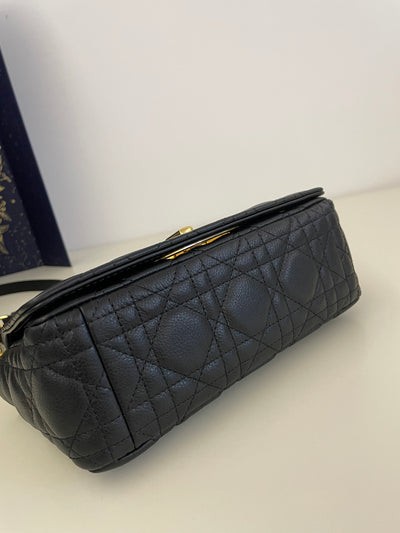 Bolso Caro negro 20 cm