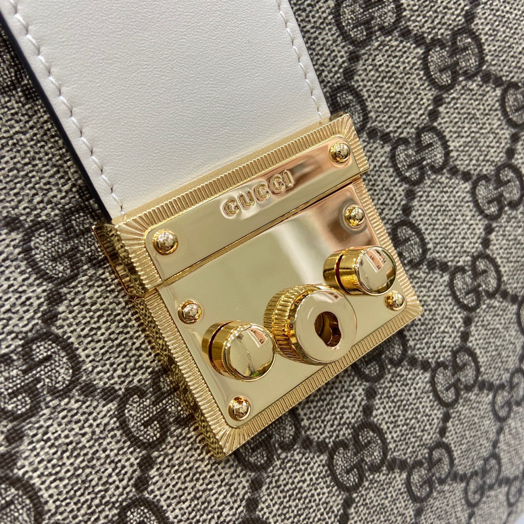 Bolso de hombro Padlock con GG Mediano Blanco
