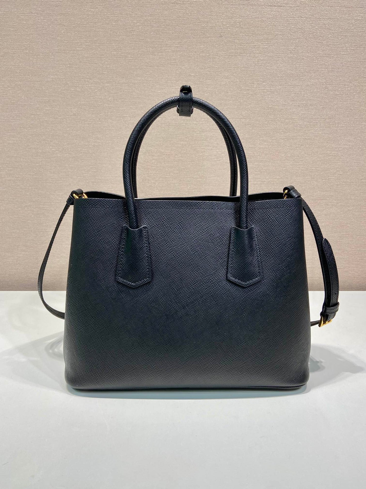 Bolso Double Saffiano Negro 25 cm