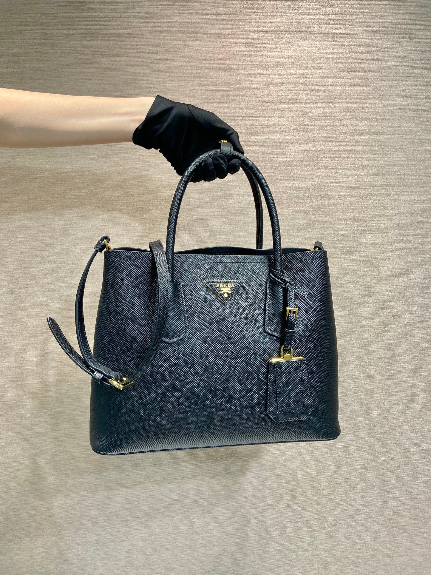 Bolso Double Saffiano Negro 25 cm