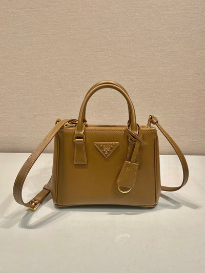 Minibolso Galleria Saffiano Beige 20 cm