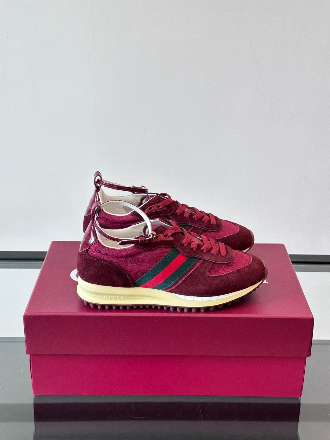 Zapatilla GG Re-Motion Rojo