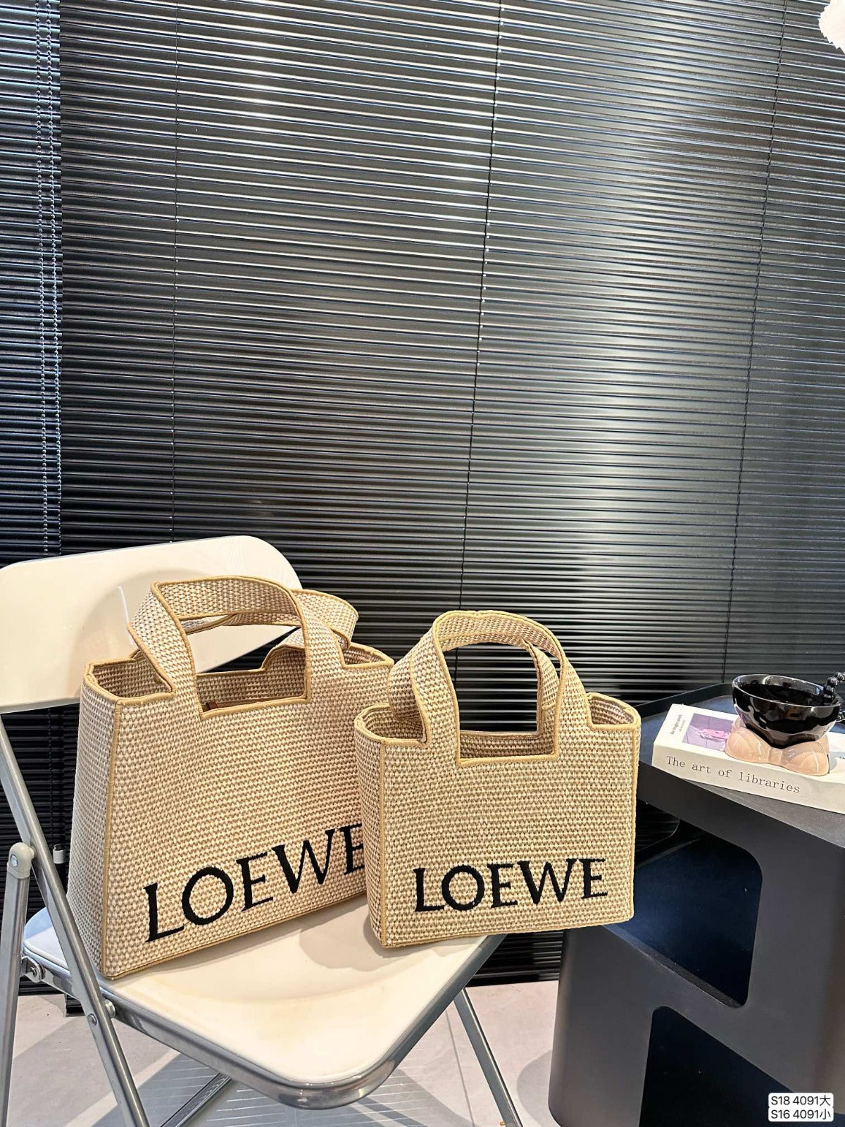 Bolso Font Tote 25 cm