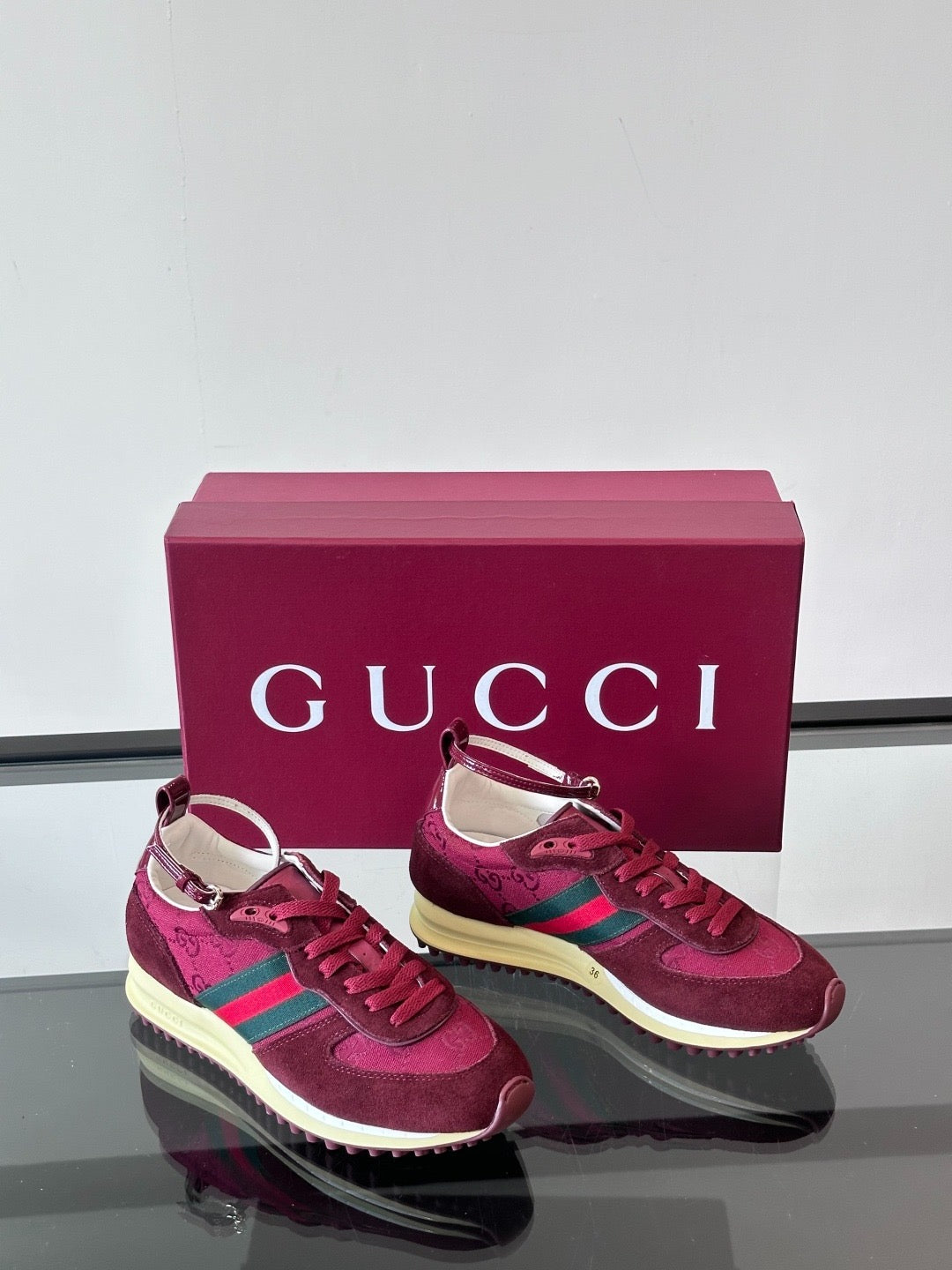 Zapatilla GG Re-Motion Rojo