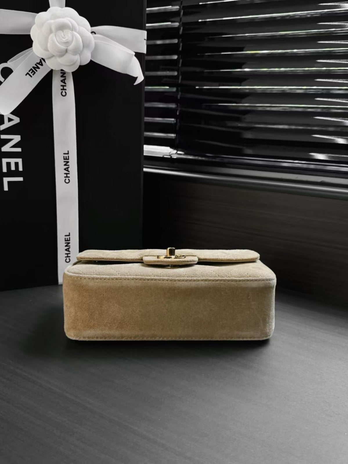 Bolso mini con solapa