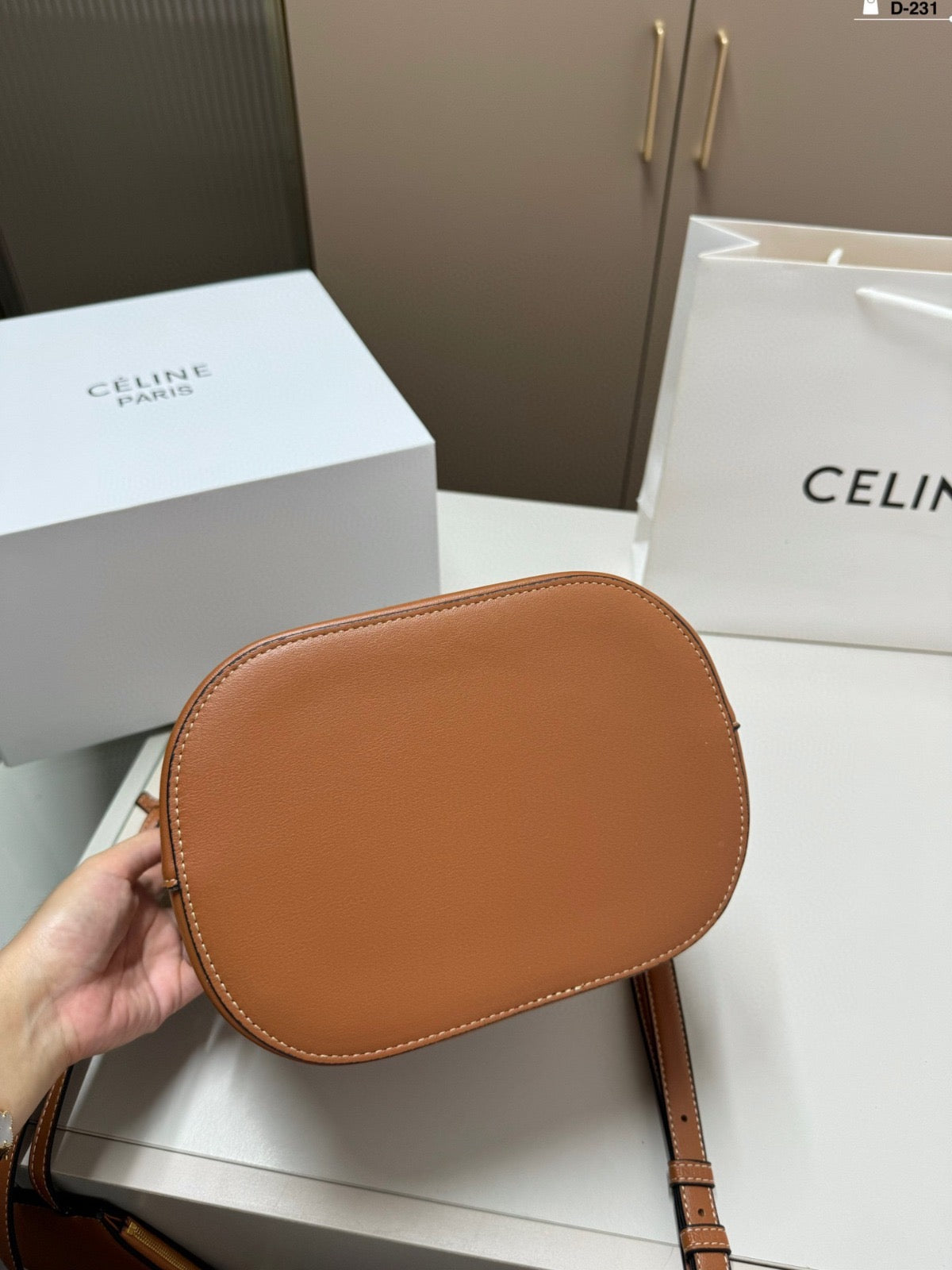 Bolso Louise Mediano Marrón 23 cm