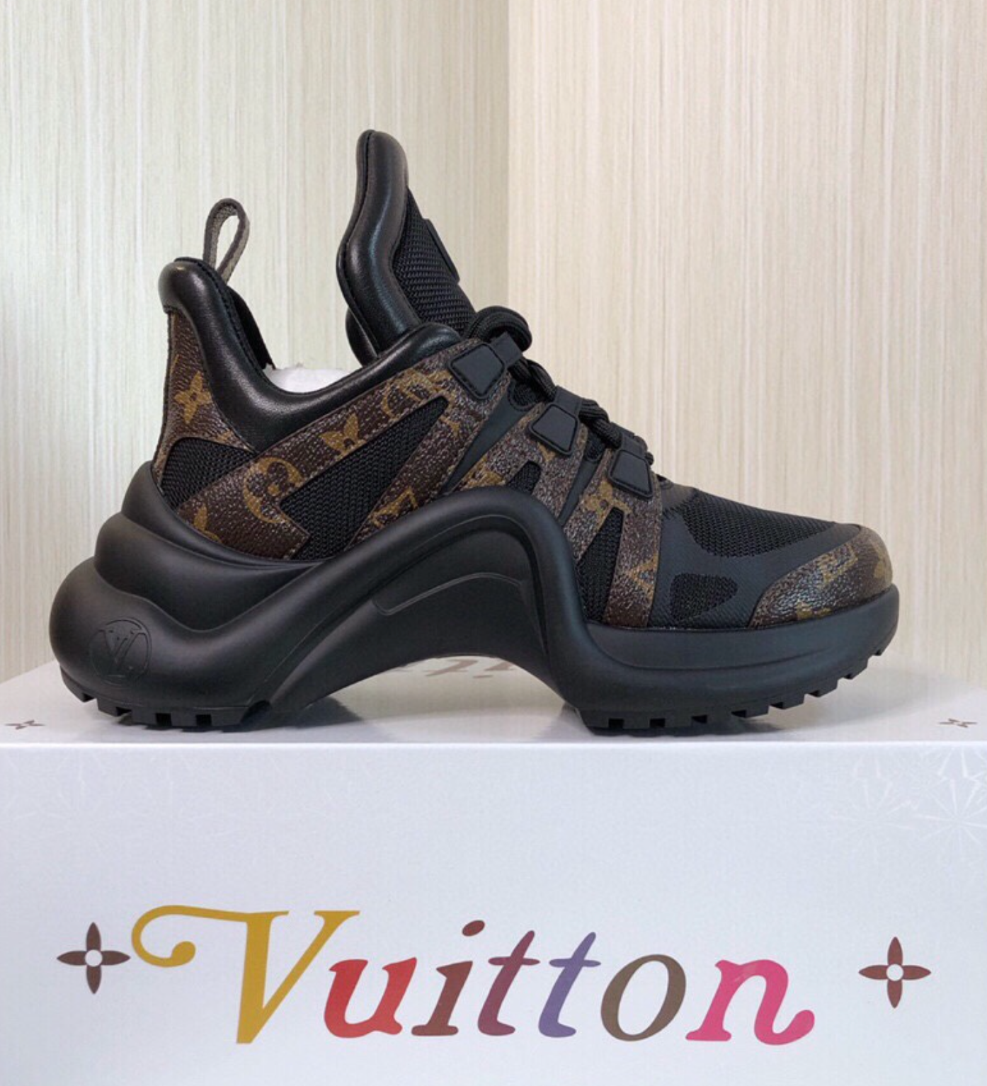 Zapatilla Deportiva LV Archlight