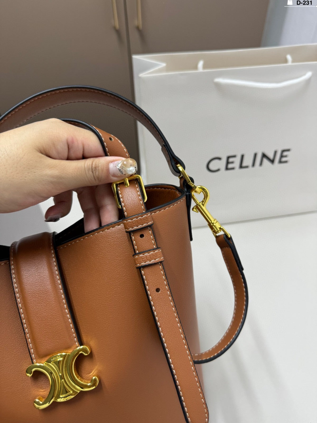 Bolso Louise Mediano Marrón 23 cm