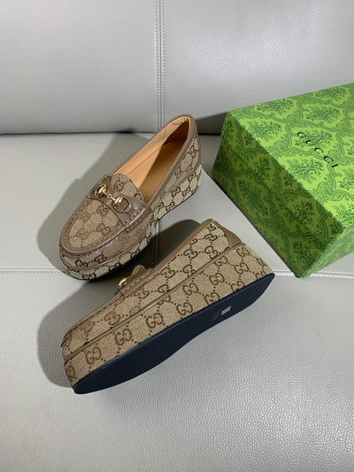 Mocasín con cuña Horsebit