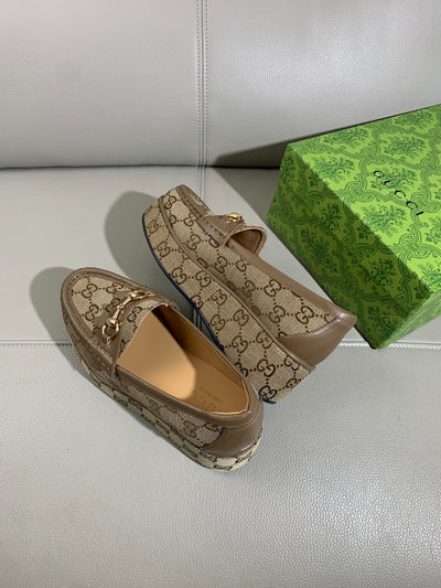 Mocasín con cuña Horsebit