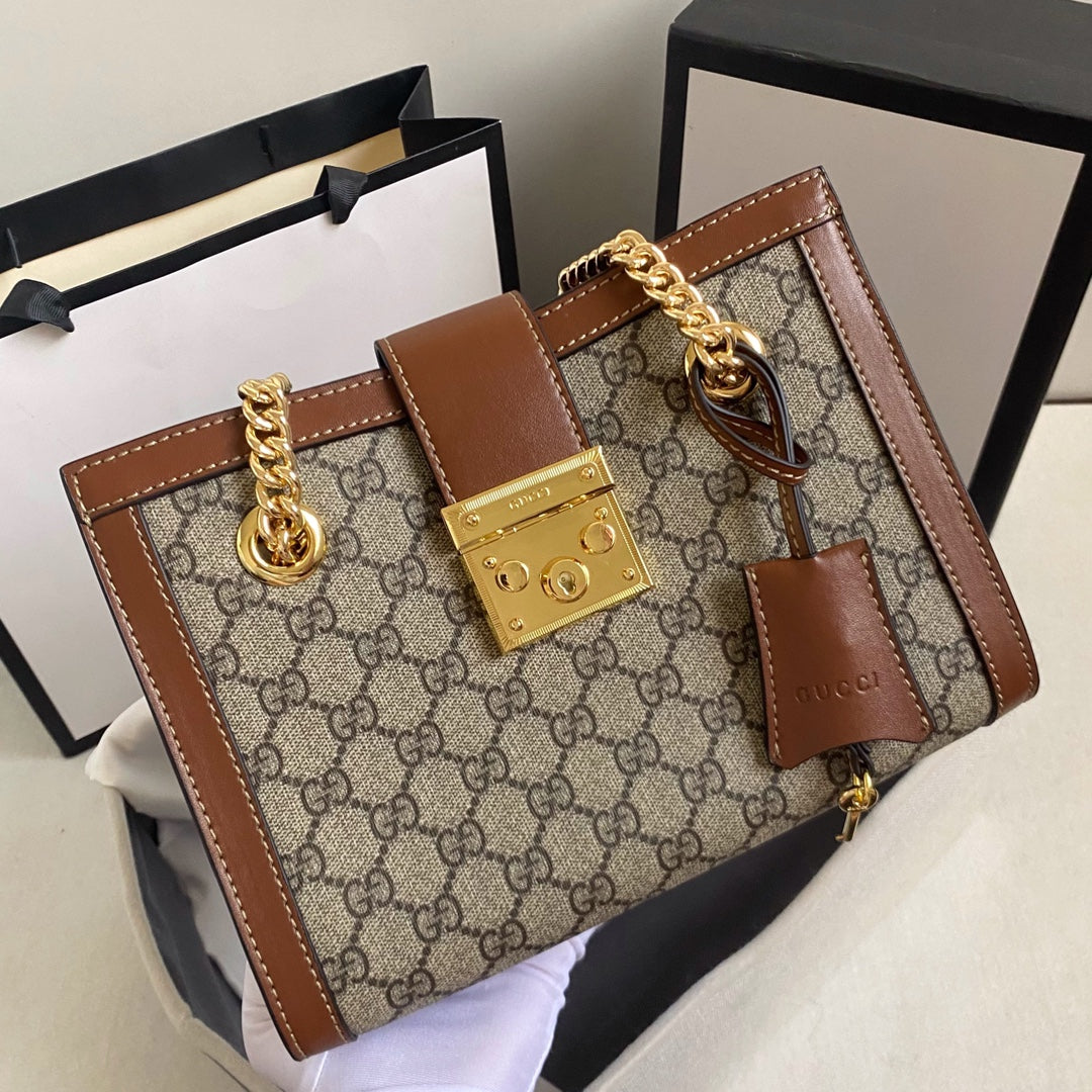 Bolso con bandolera pequeño