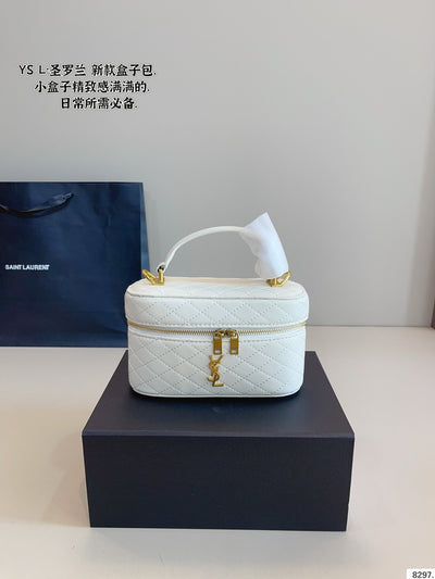 Bolso Gaby Vanity de piel de cordero