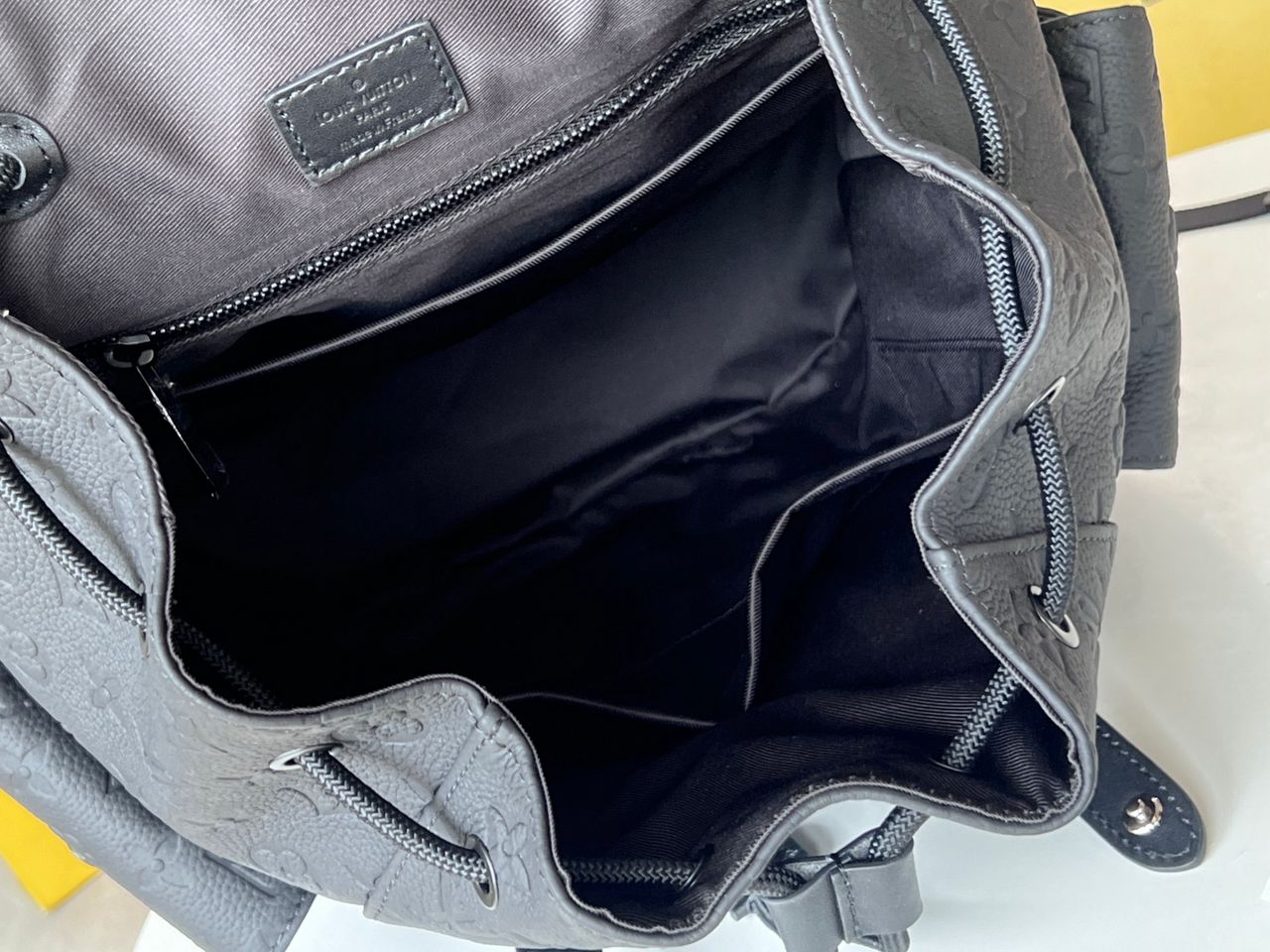 Mochila negra Christopher PM