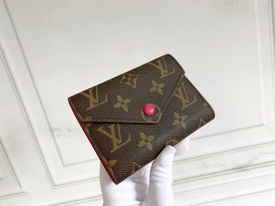 Cartera Victorine Monograma
