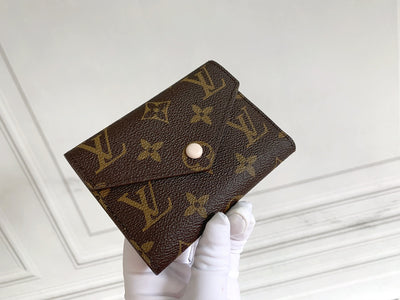 Cartera Victorine Monograma