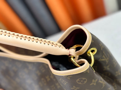 Bolso Again