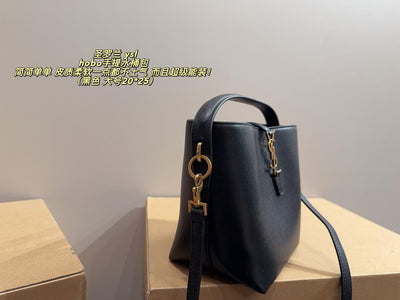 Bolso Le 37 de piel brillante