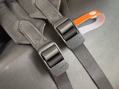 Mochila Racer Negra Monograma