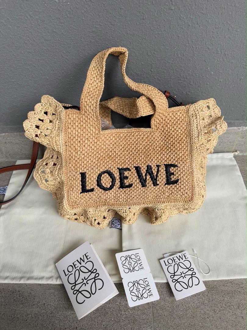 Bolso Loewe Font Tote Pequeño
