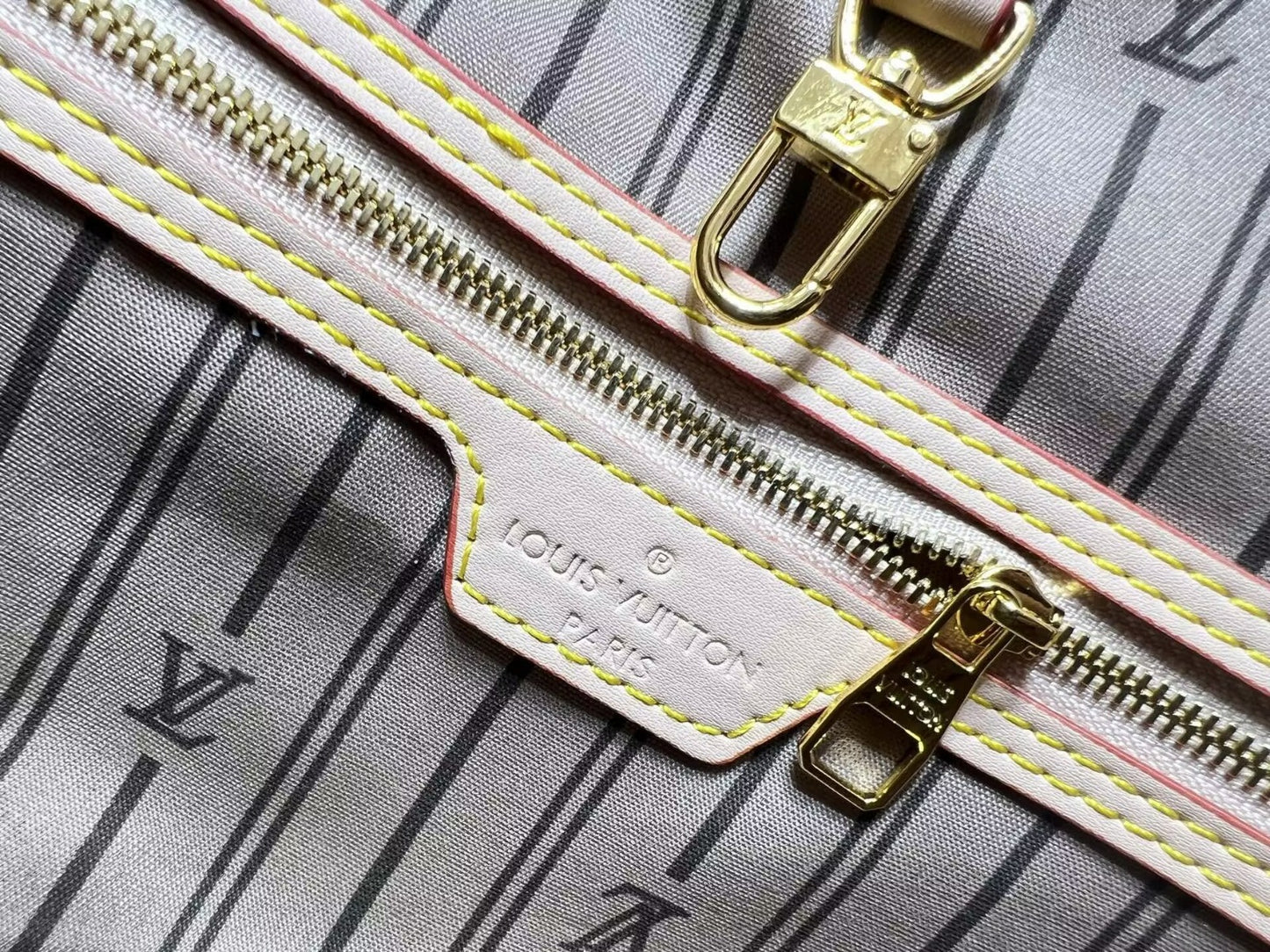 Bolso Neverfull MM