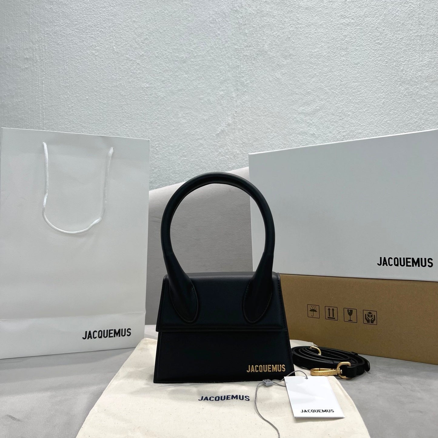 Bolso Le Grand Chiquito Negro 18 cm