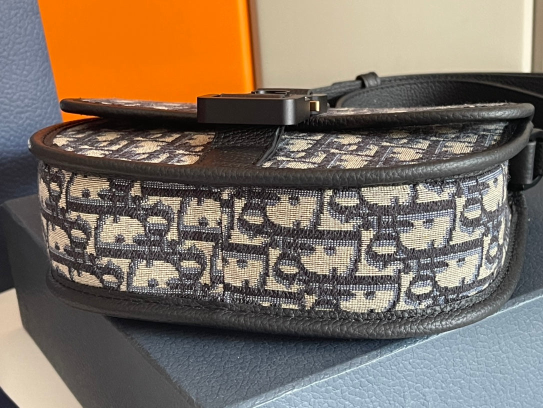 Bolso Messenger Gallop en jacquard beige y negro
