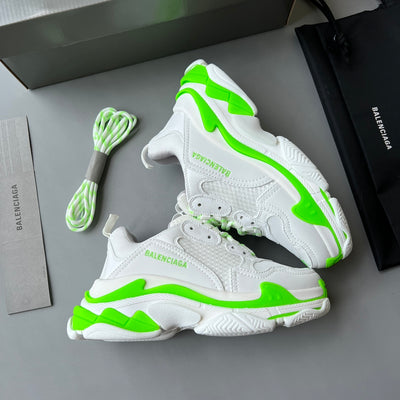 Zapatillas Balenciaga Triple S Blancas/Verdes