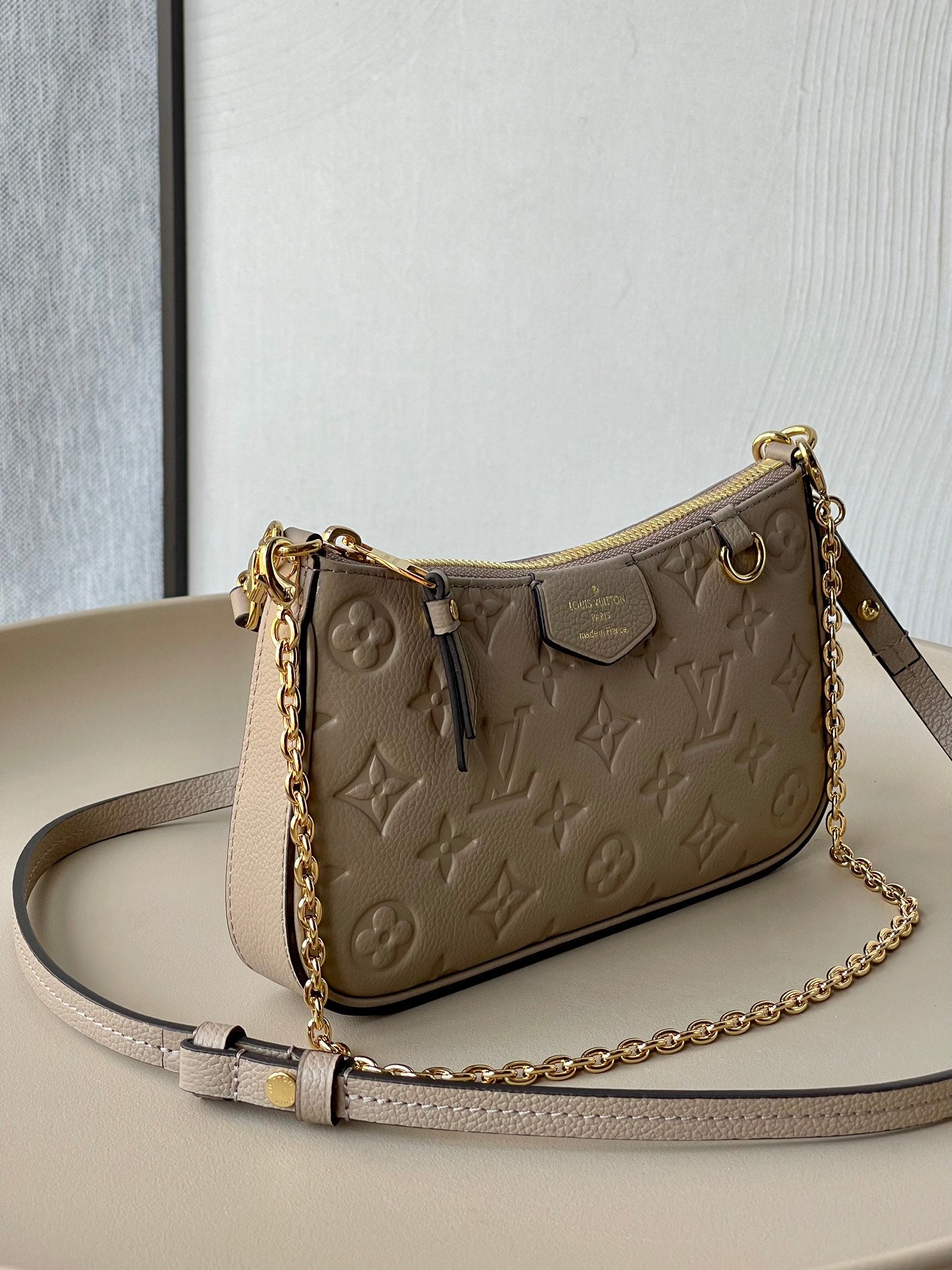 Bolso Easy Pouch On Strap Duna