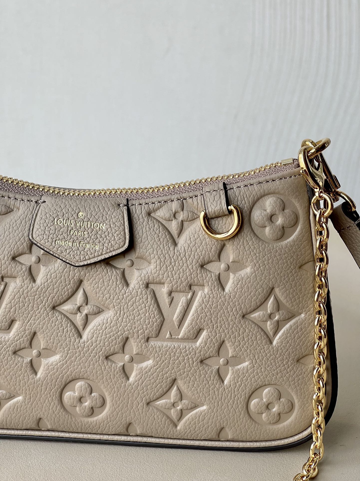 Bolso Easy Pouch On Strap Duna