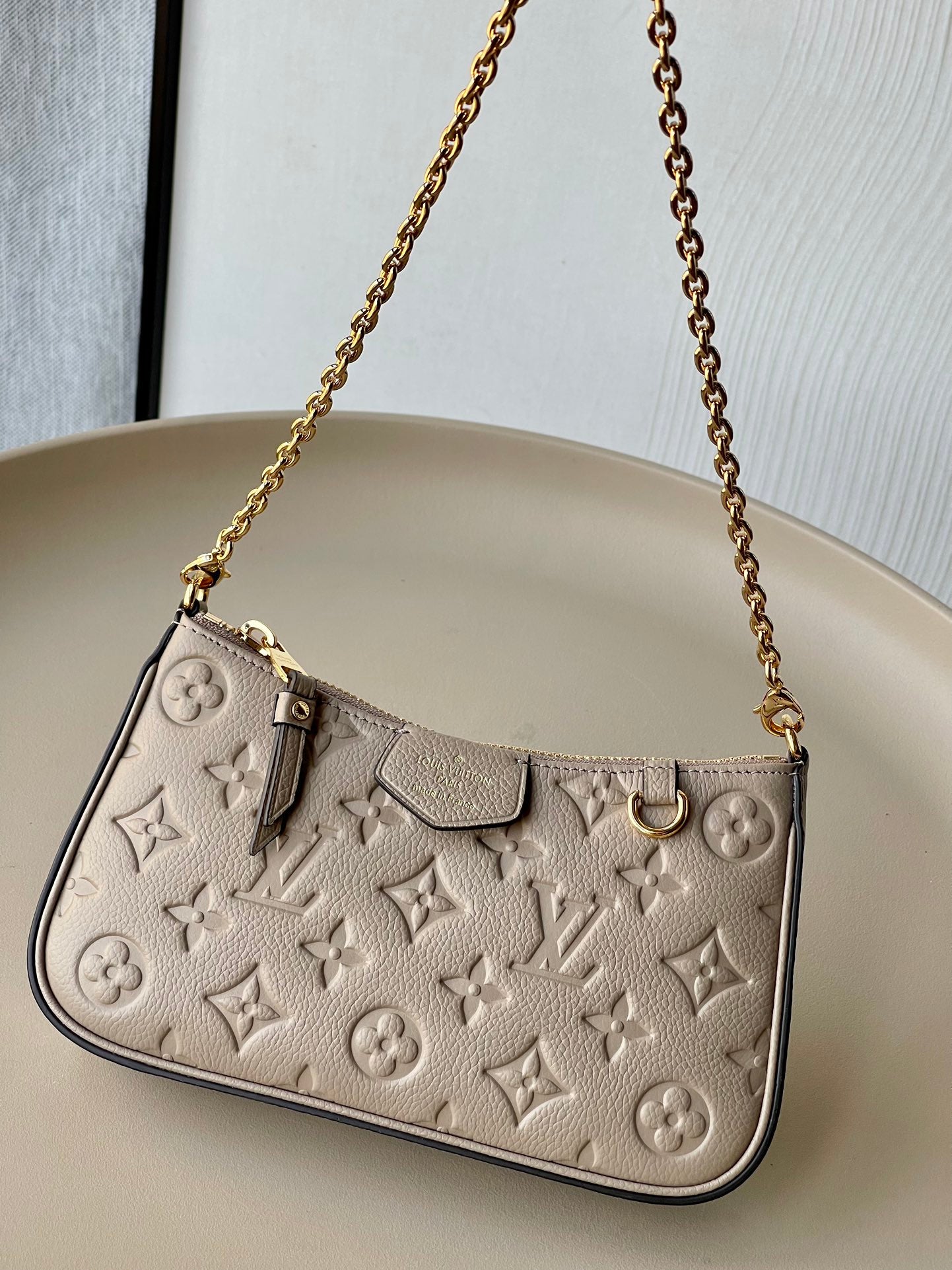 Bolso Easy Pouch On Strap Duna