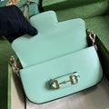 Bolso pequeño de hombro Horsebit 1955 Menta