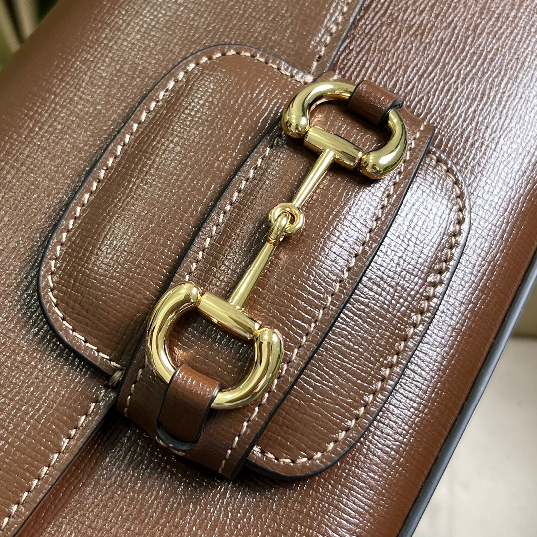 Bolso pequeño de hombro Horsebit 1955 Marrón
