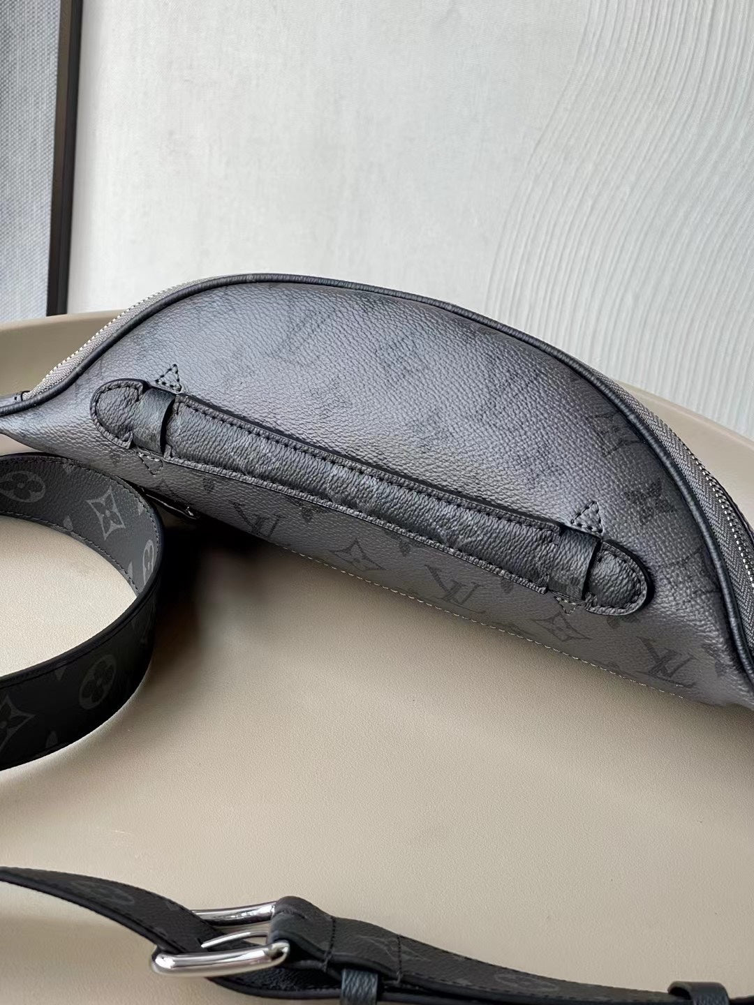 LV x YK Riñonera Maxi