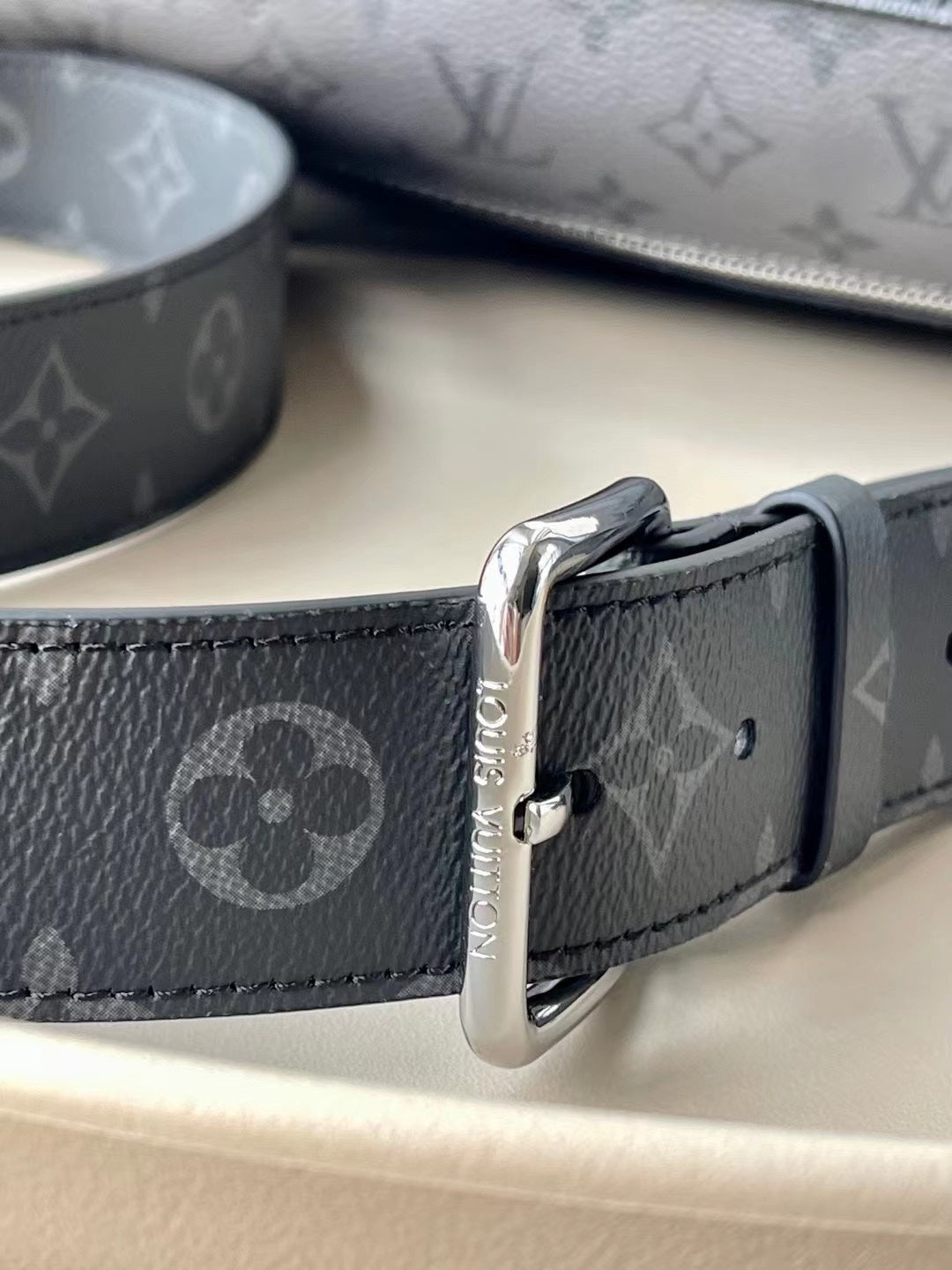 LV x YK Riñonera Maxi